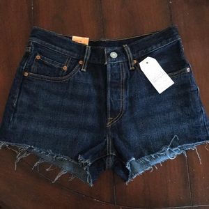 Levi’s 501 Cutoff Shorts
